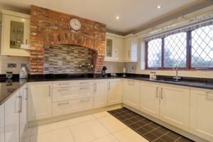 Kitchen- click for photo gallery